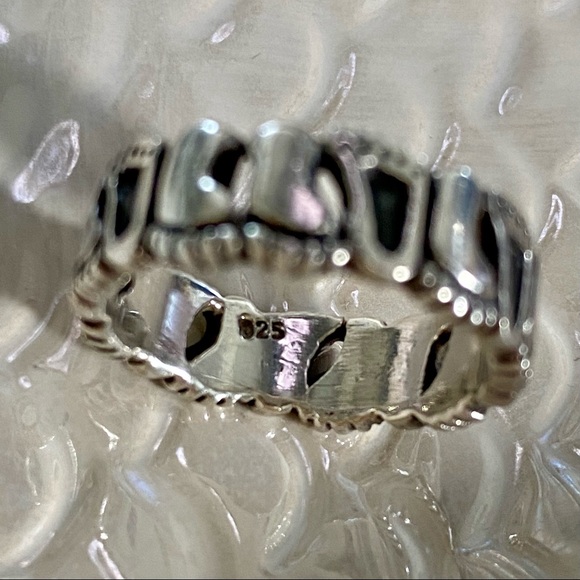 FOOTPRINTS Stackable Sterling Silver Ring | 925 - Picture 3 of 5